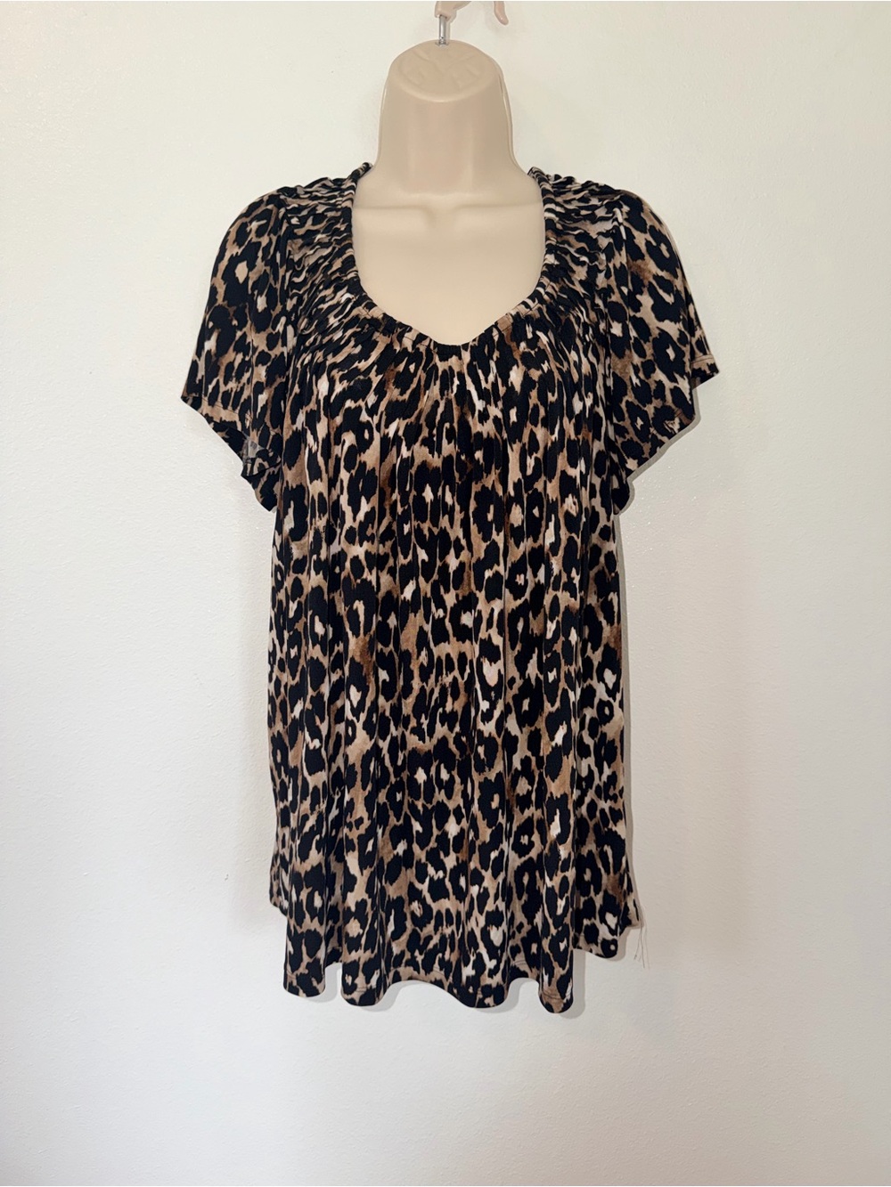 Leopard Print Short Sleeve Women's Top - Black and Tan